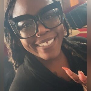 Meet your Posher, Shanise